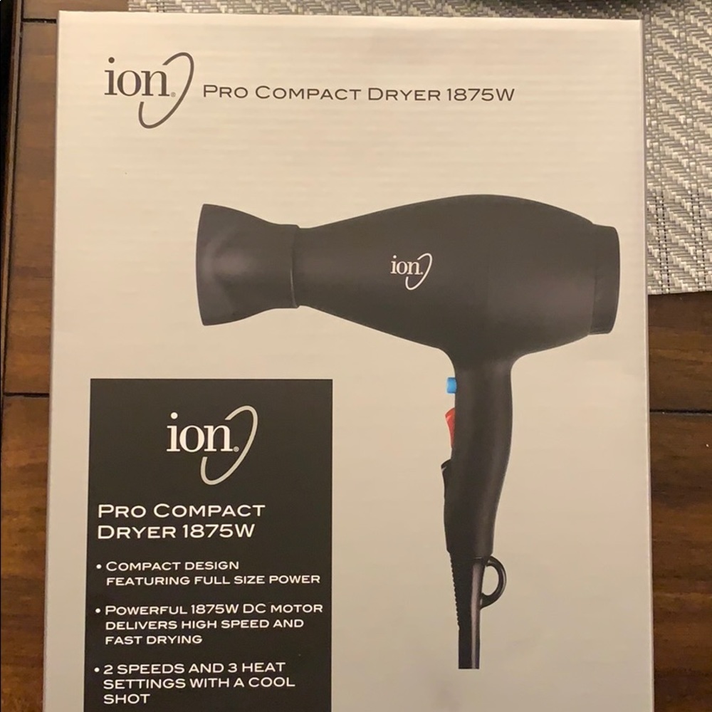 Ion pro compact dryer 1875w